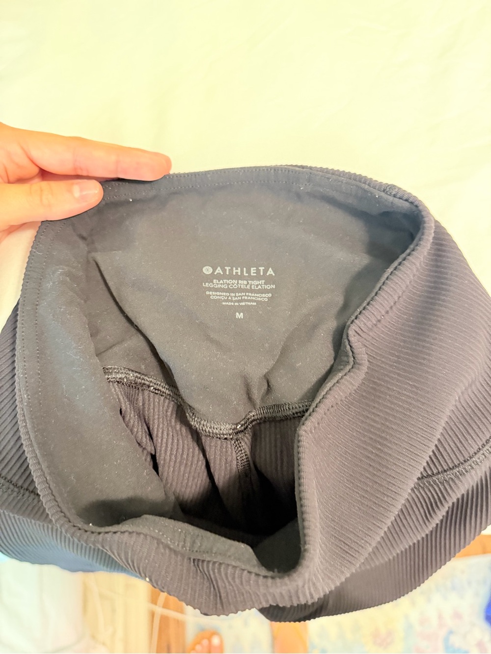 Athleta Elation Rib Tight M - Picture 2 of 3